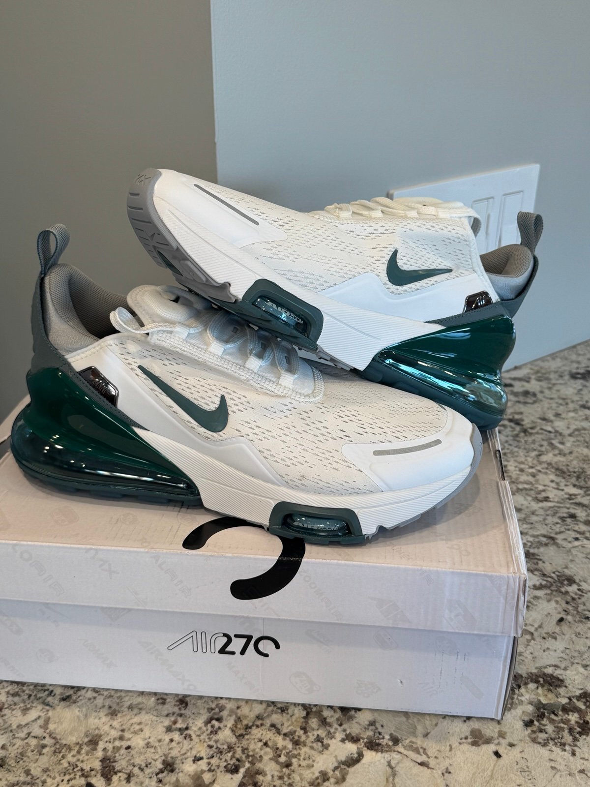 Nike Air Max 270 Premium white and green sneakers, men's size 11